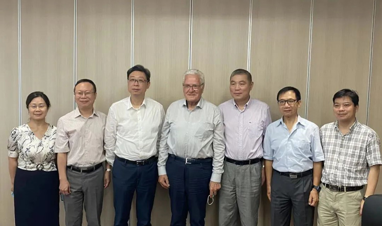 朱瓏瓏董事長(zhǎng)出席上海市住建委科技委馬克斯·多曼專家研討交流活動(dòng)(圖1)