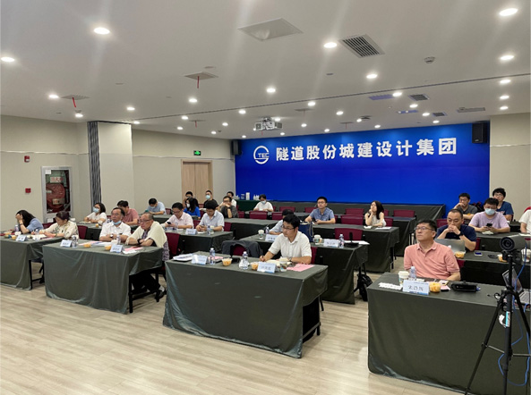 朱瓏瓏董事長受邀出席“雨水、污水、污泥管理-德國最新發展趨勢”講座(圖2)